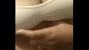 Pechos perfectos me sacan la leche