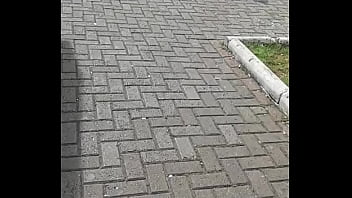 Gostosinha na rua