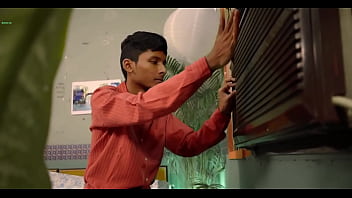 Beautiful indian wife sex with electrician boy