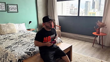 Fiquei de babá do anão que comeu minha bucetinha