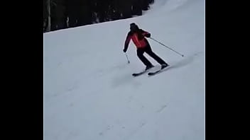 I’m having a blast skiing in mammoth i did 28 miles on day 1 time for day 2 ️catch me if you can I’m having a blast skiing in mammoth i did 28 miles on day 1 time for day 2 ️catch me if you can