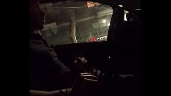 Carro Esperando En El Aburrimiento thumbnail