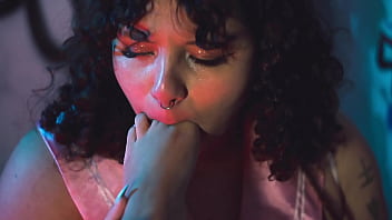 Let me help you with your bbw foot addiction