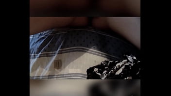 Vellos negros tiembla