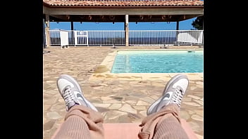 Rappel je suis en vacances 7 jours du nouveau contenu arrivera à fond des