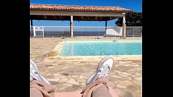 Rappel je suis en vacances 7 jours du nouveau contenu arrivera à fond des