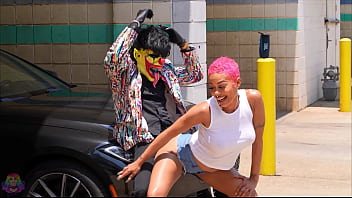Ebony mega slut and goddess throwing ass on a clown