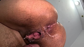 Binho ted sentando a madeira e gozando dentro da casada gaby fernandes