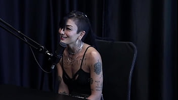 Dava aula de dança estava em tratamento para depressão consumia pornô trabalhava com produtora e a cena mais hardcore foi caroleta roots watch sheer red