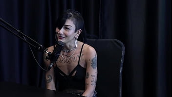 Dava aula de dança estava em tratamento para depressão consumia pornô trabalhava com produtora e a cena mais hardcore foi caroleta roots watch sheer red