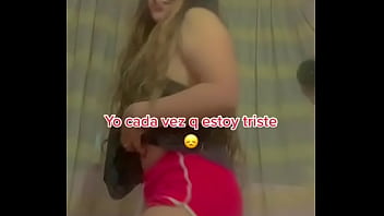 Chibola presume culo