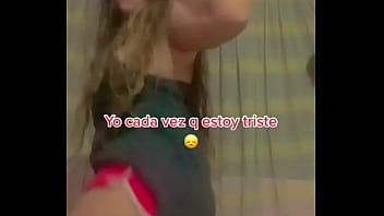 Chibola presume culo