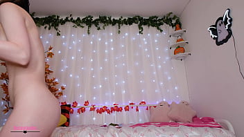 Twerking and showing cameltoe