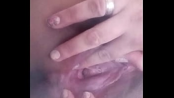 Louca pra fuder gostoso tocando a bucetinha