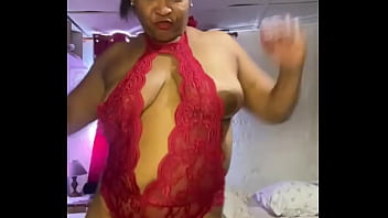 Eu com minhas roupas de putinha