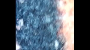 Entro a mi cuarto a meterle el pito