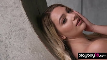 Skinny beauty stripping to show us her amazing shapes