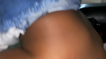 Le saco toda su leche a mi padarstro