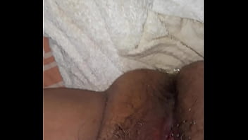 Dedeando rico mi vulva
