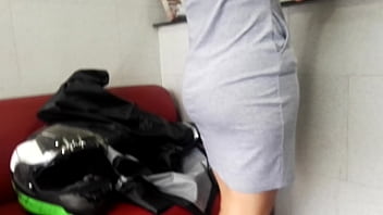 Culo preguntanto estadia en el hotel