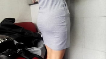 Culo preguntanto estadia en el hotel