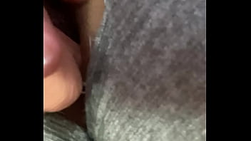 Pov Desde Abro Las Piernas Y Mi Pantalón Está Roto En La Vagina Me Masturbo Mojada thumbnail