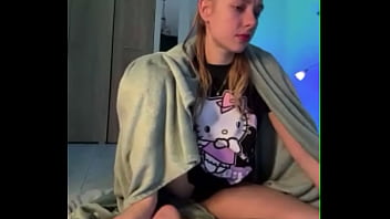 Masturbate big cock with hot blonde