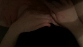 He makes her pussy squirt with his cock