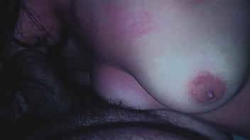 Hijastra infiel me enseña lo rico que folla