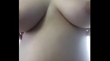 Hermoso busto blanco