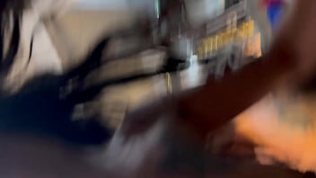 Padrasto faz trisal com a enteada morena e amiga dela loira