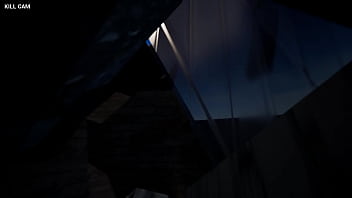 Hopeless city crumbles under giantess