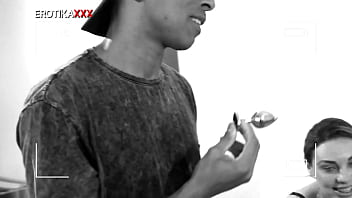 Festa do pijama xxx erotikaxxx por tras das cameras