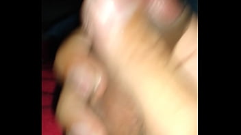 Dando aquela gozada de lei antes de durmi