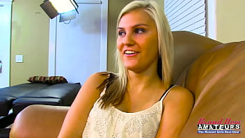 Horny blonde coeds bailey and olyssia suck and share a cock to get pounded