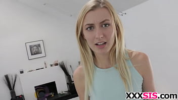 Stepsiblings banging each other