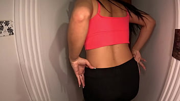 Renata gomez apronta durante sua estadia na mansão