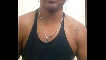 Gozada Farta Realizando Fetich thumbnail