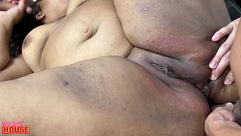 Ela disse que gostaria de tentar dar o cú e teve o desejo realizado