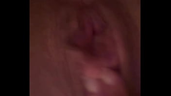 Milf maitê hedonê estava com muito tesão e fez sexo anal com seu brinquedinho gozou duas vezes delícia de vídeo