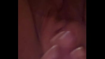 Milf maitê hedonê estava com muito tesão e fez sexo anal com seu brinquedinho gozou duas vezes delícia de vídeo