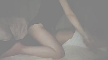 リアル夜這い悪戯する欲求不満な可愛い彼女起きたばかりの彼氏に即中出しで逆にハメられてしまう Japanese Amateur Hentai thumbnail