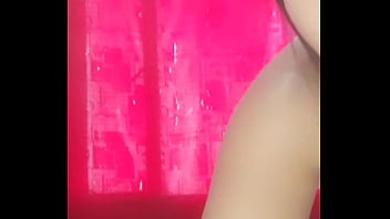 Sem calcinha no aplicativo tango safada nonude