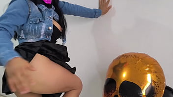 ハロウィンにこんなことがあってはいけない!夫に内緒で義理の息子とセックスして、その動画を にアップロードしたなんて、私の評判に傷がつくわ。 ハロウィンにこんなことがあってはいけない!夫に内緒で義理の息子とセックスして、その動画を にアップロードしたなんて、私の評判に傷がつくわ。