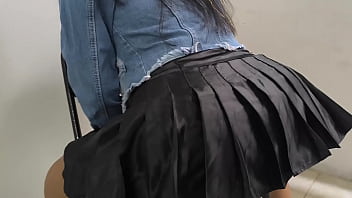 ハロウィンにこんなことがあってはいけない！夫に内緒で義理の息子とセックスして、その動画を にアップロードしたなんて、私の評判に傷がつくわ。