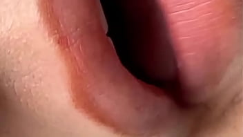 Very sexy lips and voice