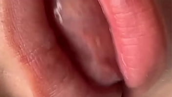 Very Sexy Lips And Voice thumbnail