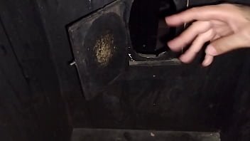 Flagrei Minha Prima Mamando O Novinho Na Festa De Swing thumbnail