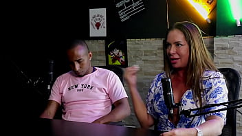 Vê profissionalismo no namorado a filha no momento não tem intenção de entrar pro job negro top delícia & francis simas watch sheer red