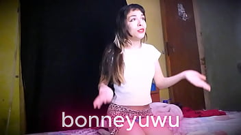 Bonneyuwu 15 04 chiquita toma la mamadera